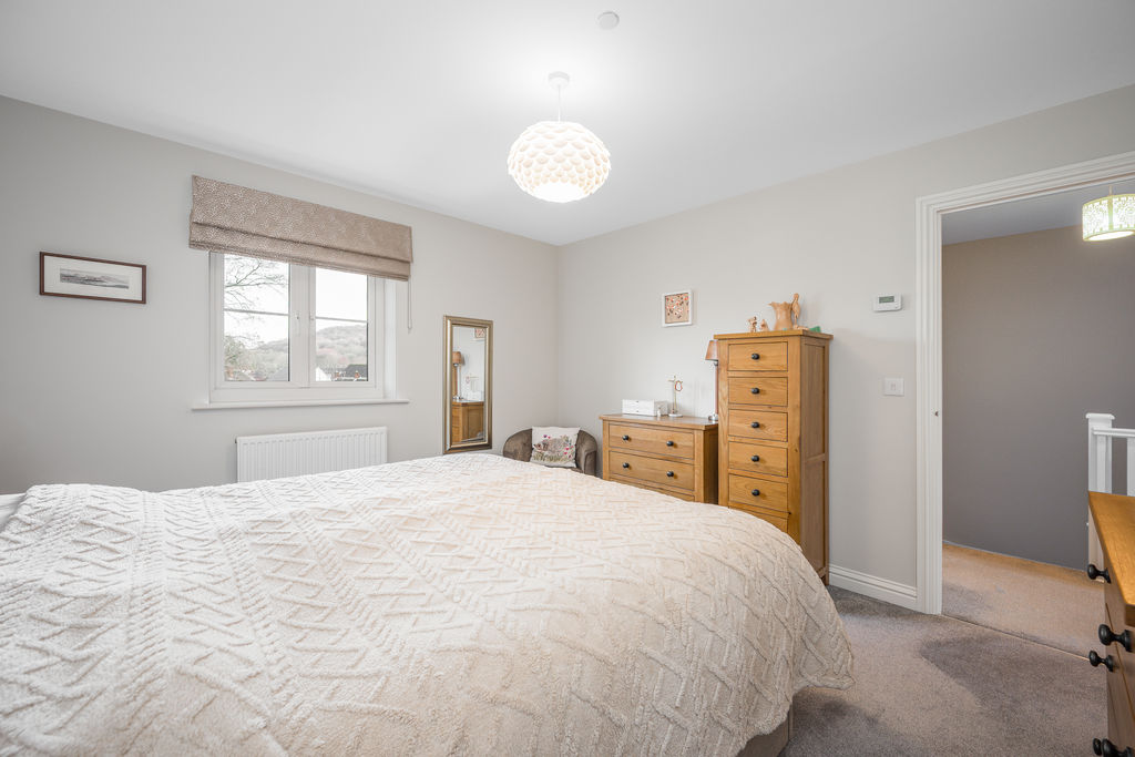 Bedroom- click for photo gallery